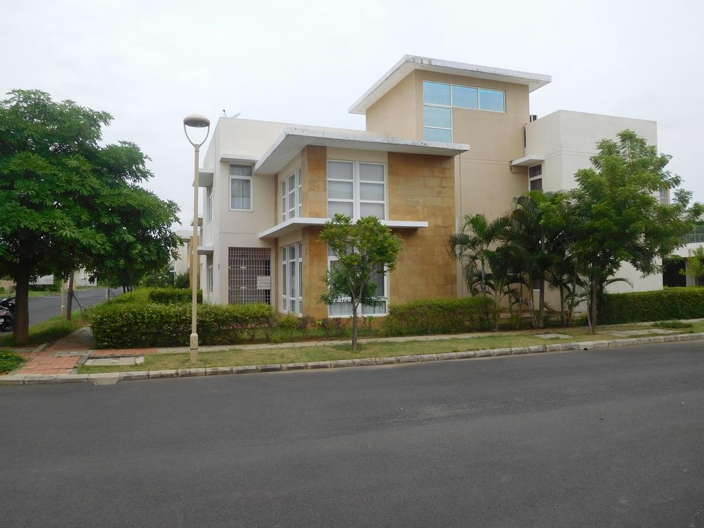 Tulip Serviced Villa